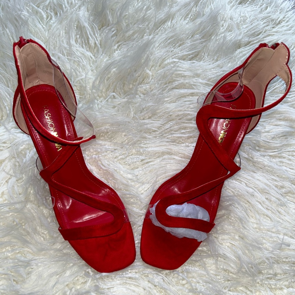 Red Wedge - Picture 2 of 2